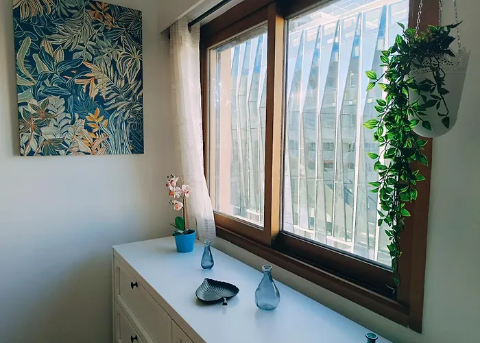 2 Pieces Climatise Avec Balcon Dans Le Vieil Antibes, Avec Ascenseur Lejlighed *